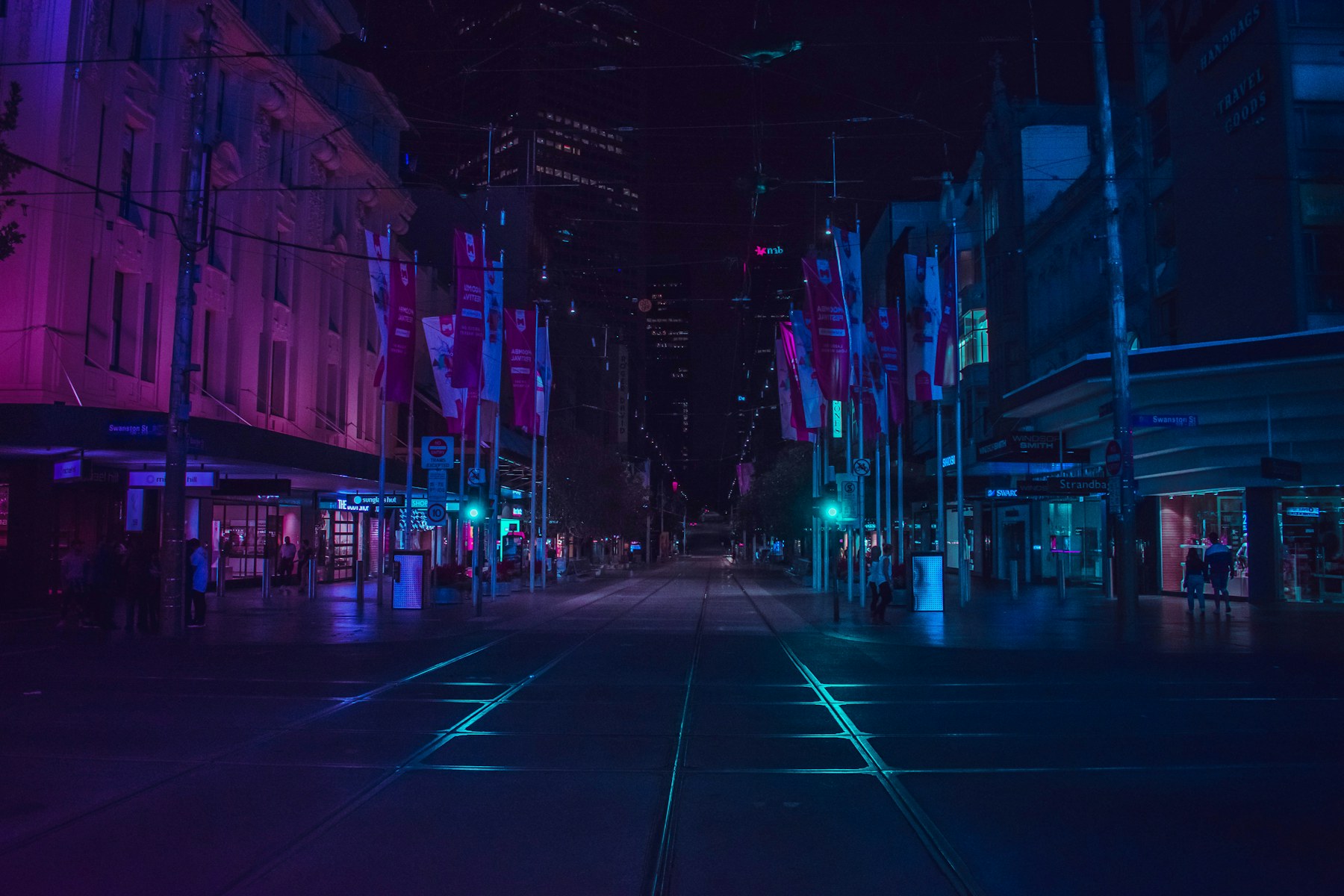 People free city architecture at night